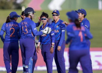 India Women team crushes Pakistan in opening World Cup game