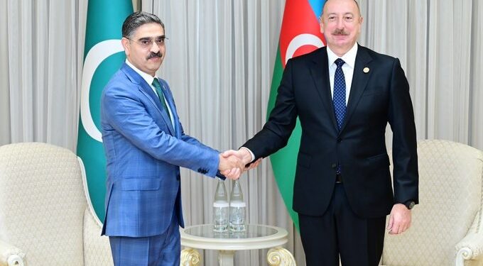Pakistan, Azerbaijan discuss Islamophobia, climate change