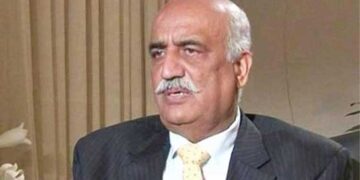 PPP will not make any alliance, to take solo flight: Khursheed Shah