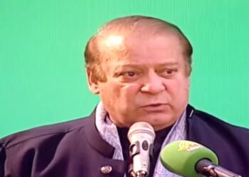Nawaz questions his disqualification in address to party’s working committee